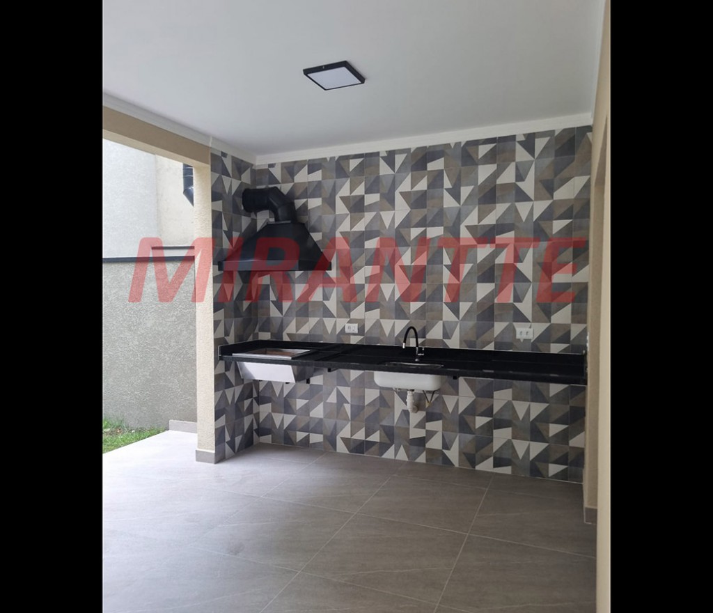 Sobrado de 128m² com 3 quartos em Jardim do Lago