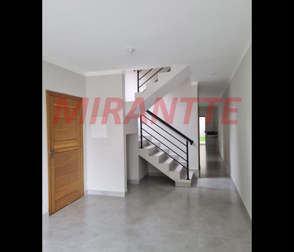Sobrado de 128m² com 3 quartos em Jardim do Lago