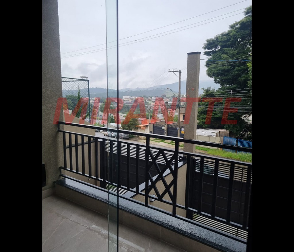 Sobrado de 128m² com 3 quartos em Jardim do Lago