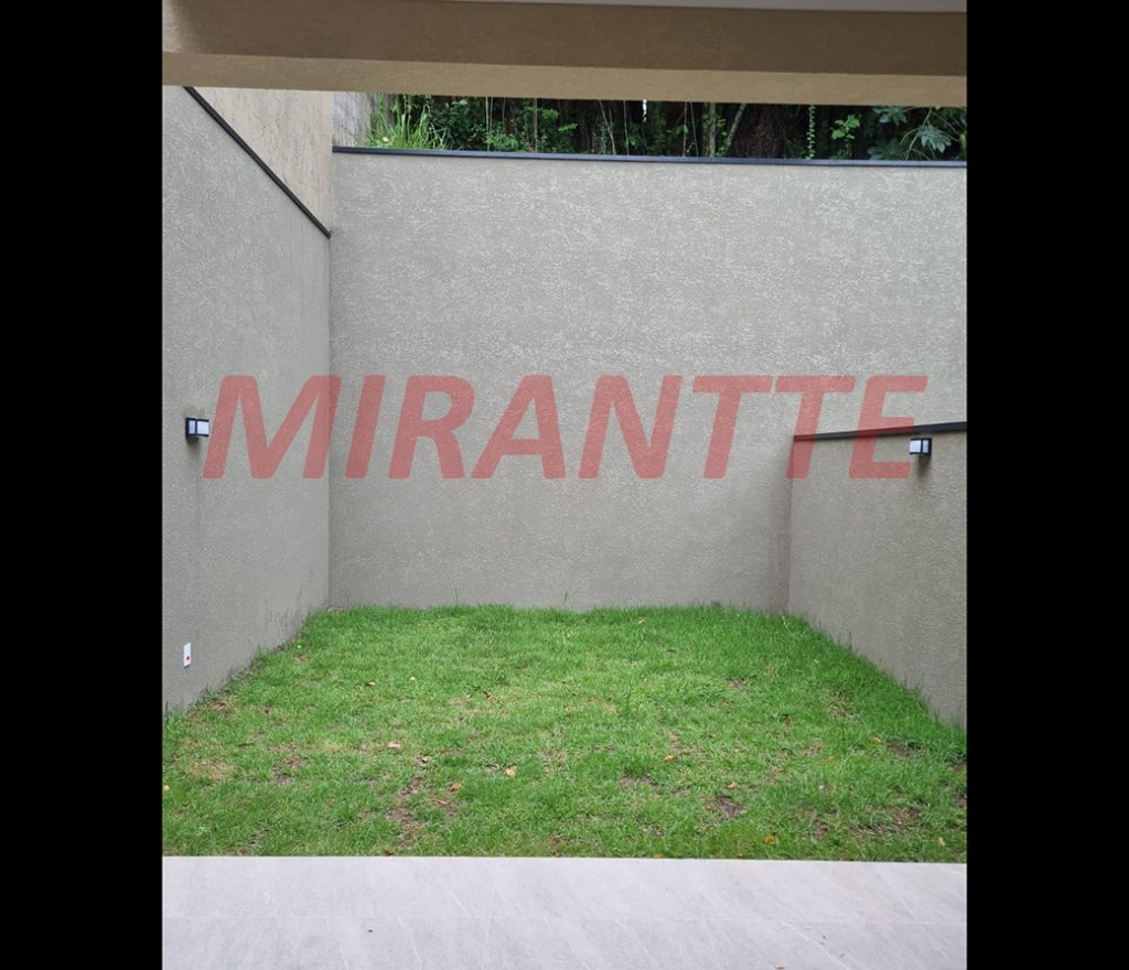 Sobrado de 128m² com 3 quartos em Jardim do Lago