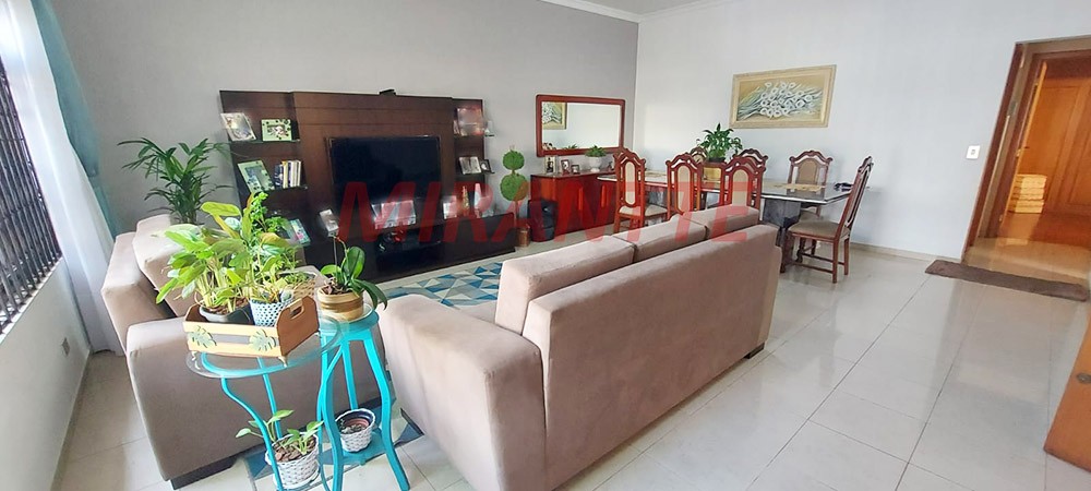 Casa terrea de 116m² com 2 quartos em Jardim Guapíra