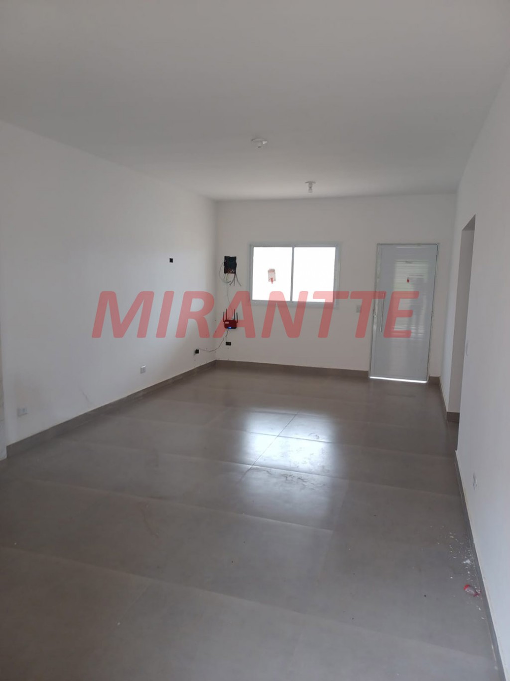 Casa terrea com 3 quartos em Terra Preta