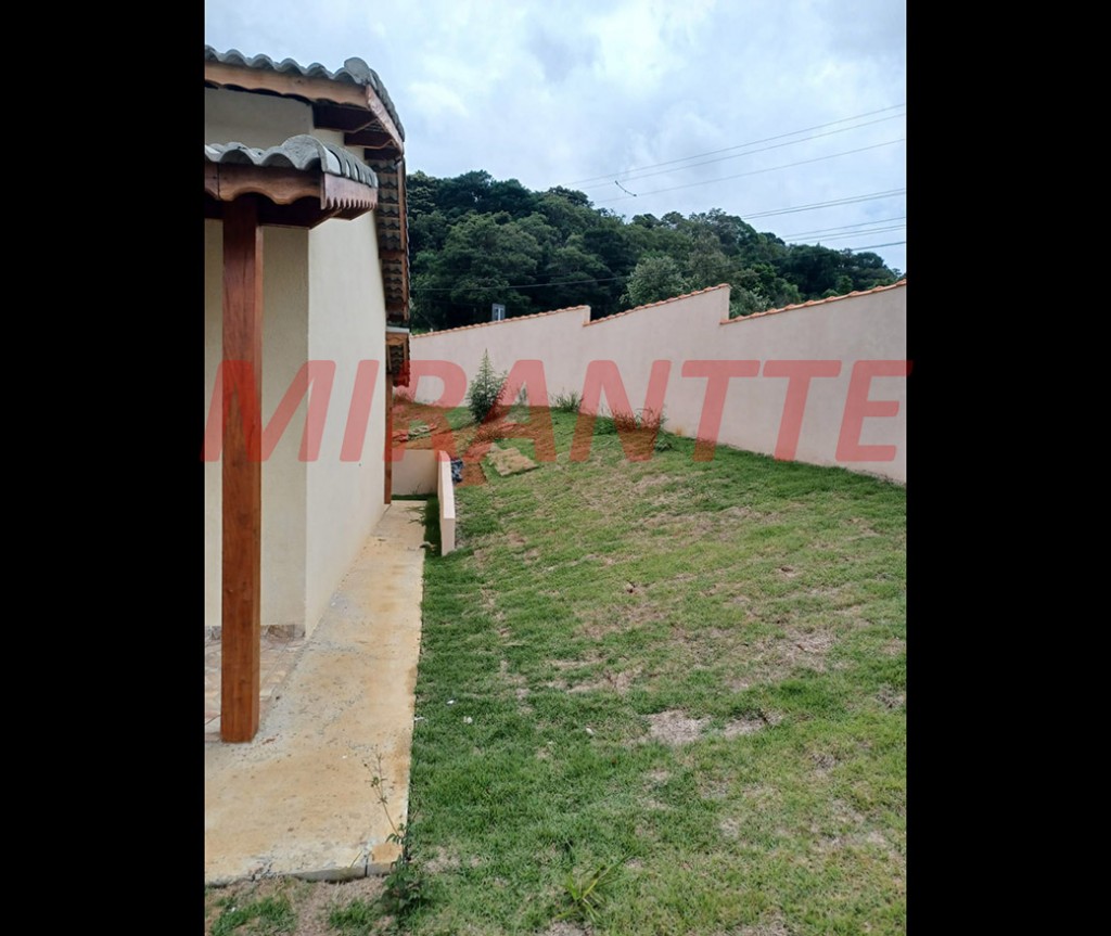 Casa terrea com 3 quartos em Terra Preta