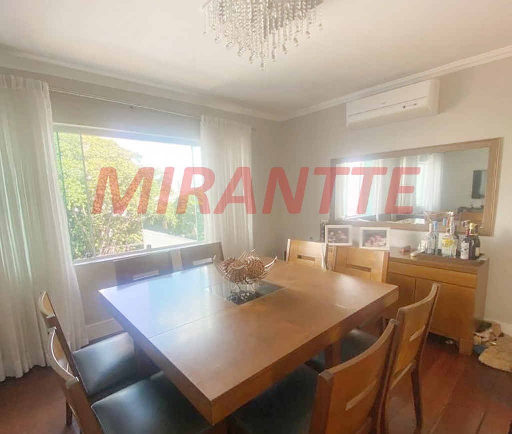 Sobrado de 254m² com 3 quartos em Jardim São Paulo