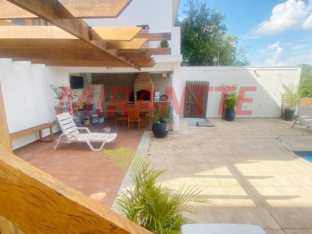 Sobrado de 254m² com 3 quartos em Jardim São Paulo