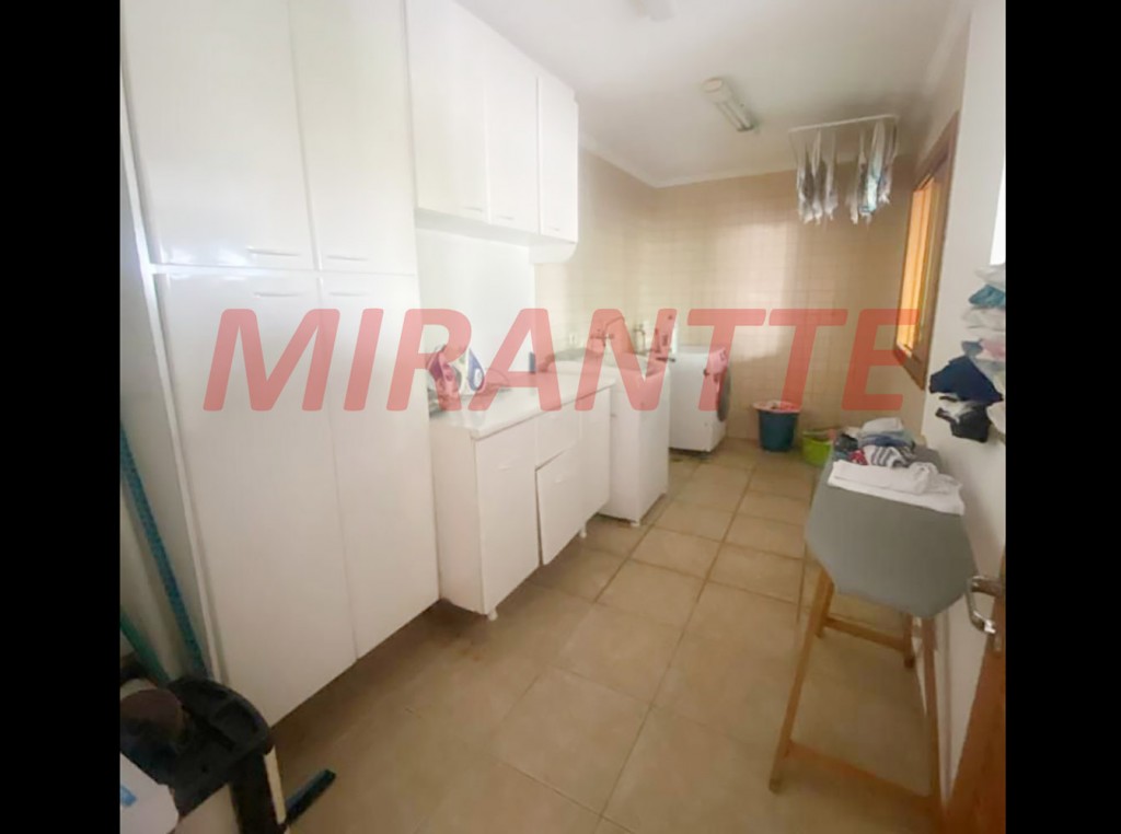 Sobrado de 254m² com 3 quartos em Jardim São Paulo