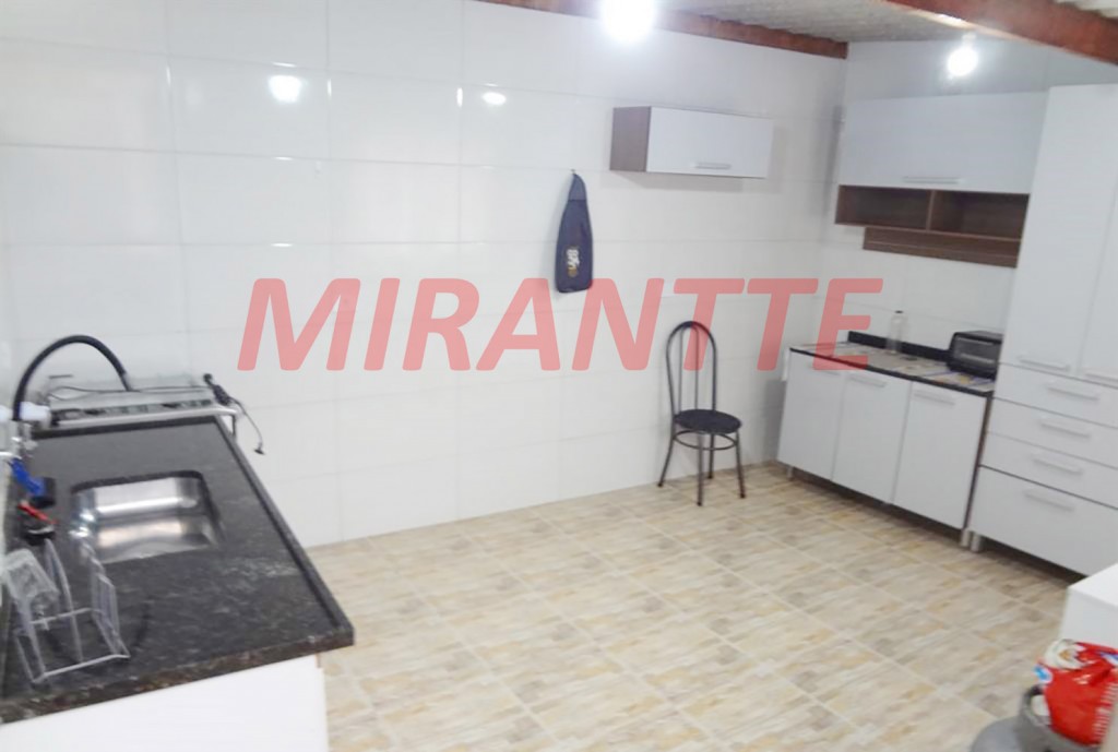 Sobrado de 125m² com 4 quartos em Jardim Rincão