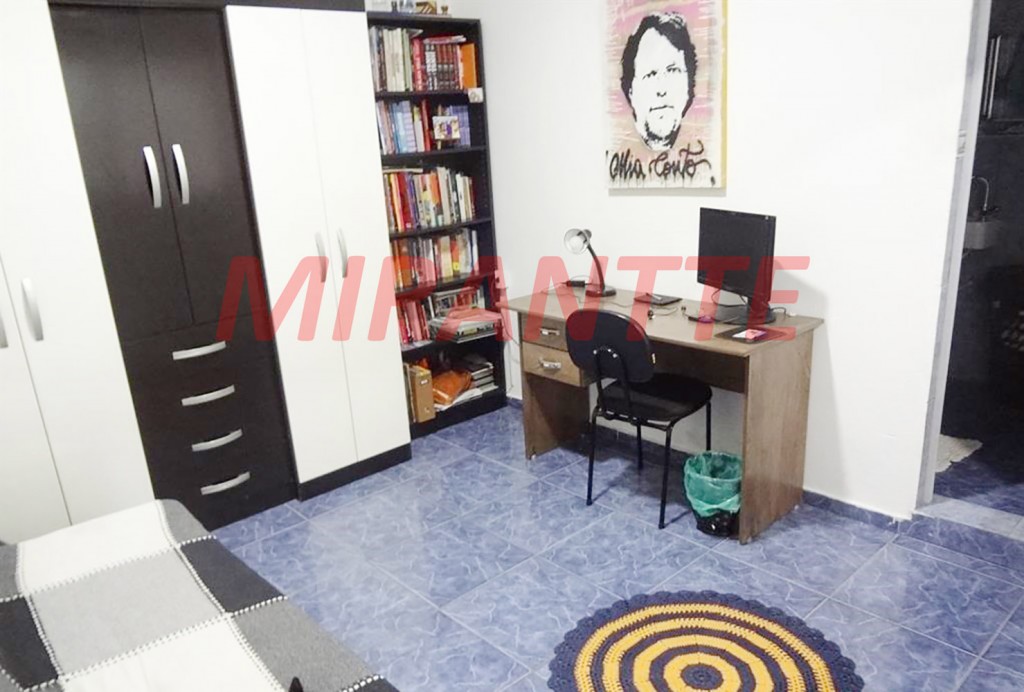 Sobrado de 125m² com 4 quartos em Jardim Rincão
