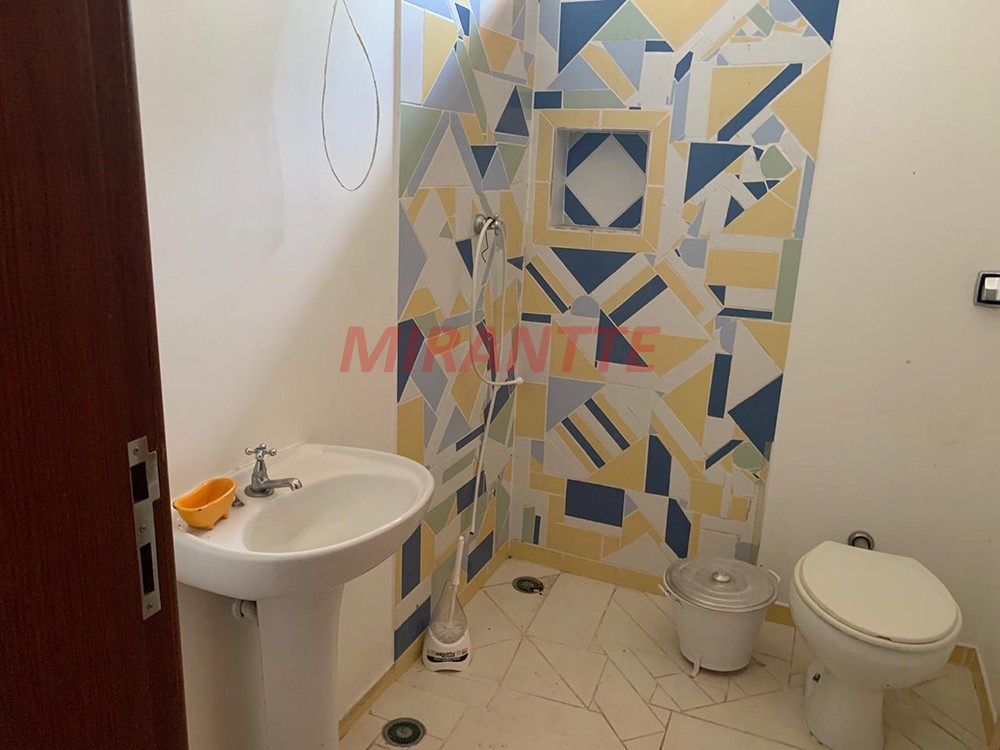 Sobrado de 364m² com 4 quartos em Serra da Cantareira
