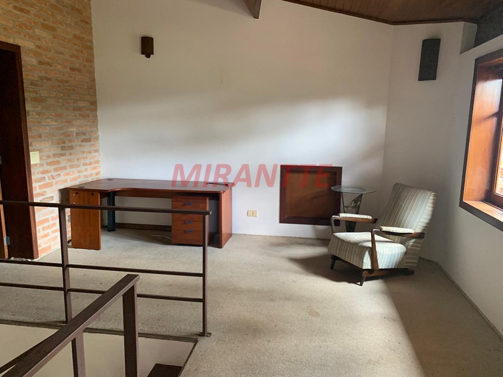 Sobrado de 364m² com 4 quartos em Serra da Cantareira