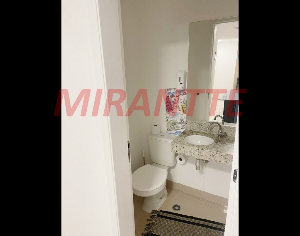 Conjunto comercial em Santana