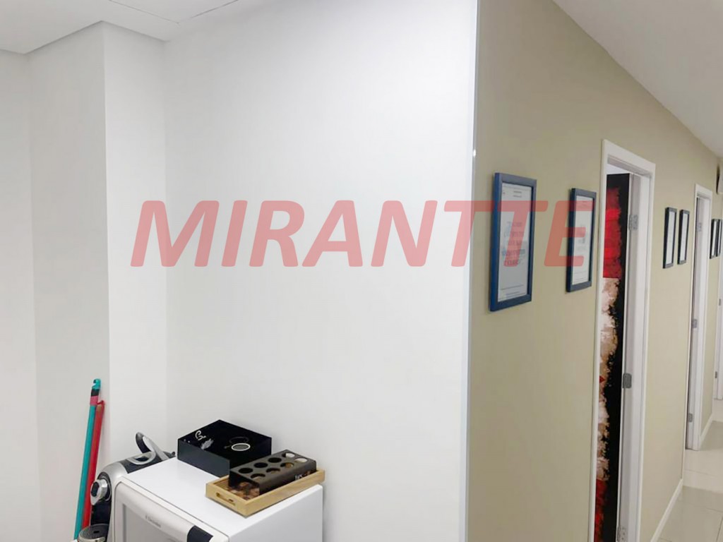 Conjunto comercial em Santana