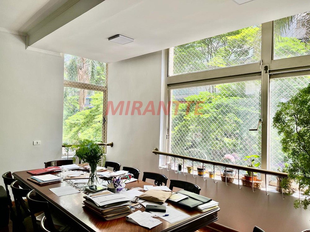 Apartamento de 315m² com 4 quartos em República