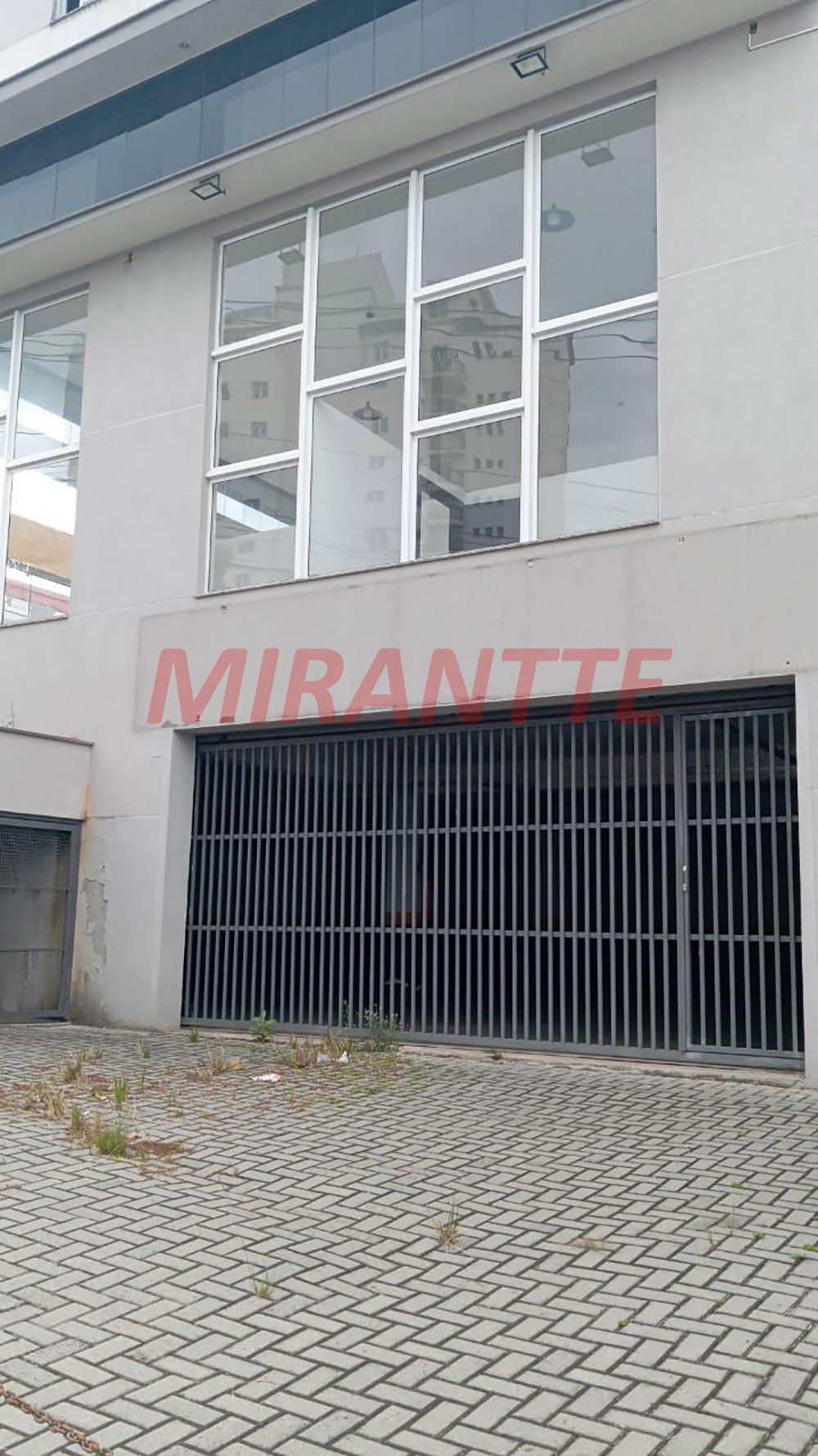 Comercial de 343m² em Vila Galvão