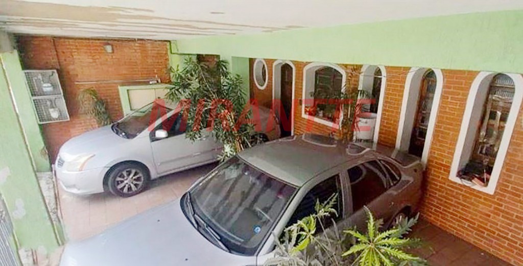 Comercial de 380m² com 5 quartos em Vila Cavaton