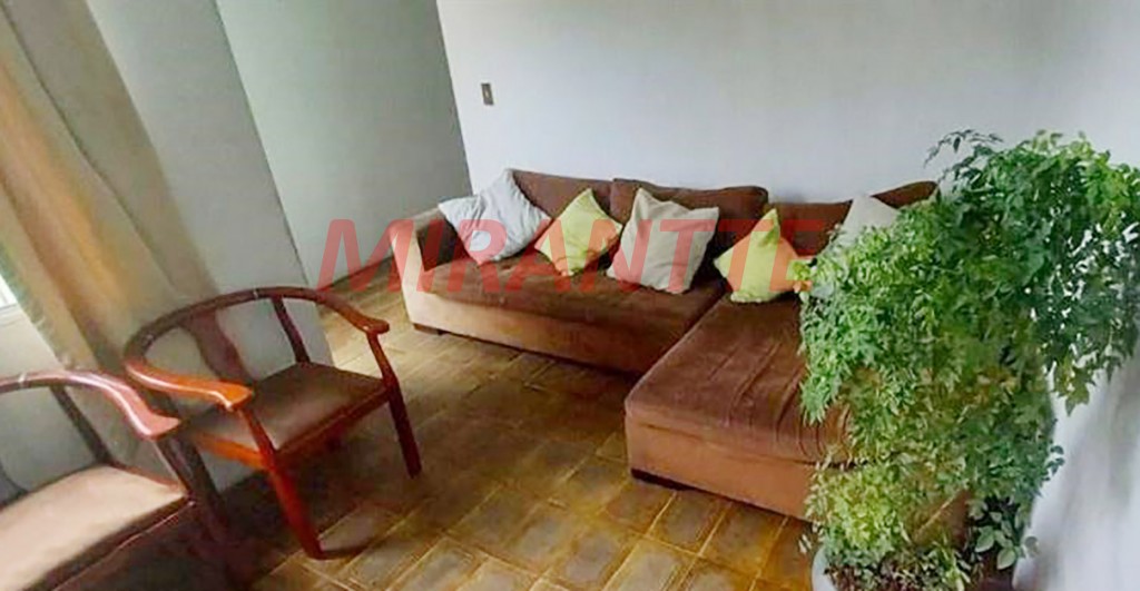 Comercial de 380m² com 5 quartos em Vila Cavaton