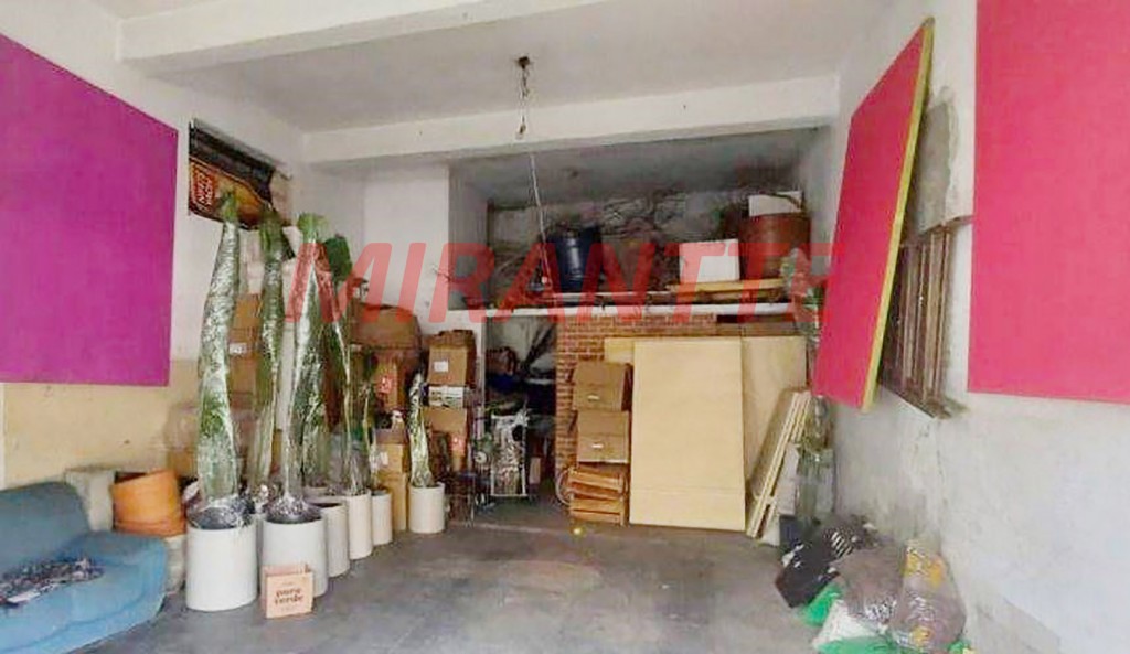 Comercial de 380m² com 5 quartos em Vila Cavaton