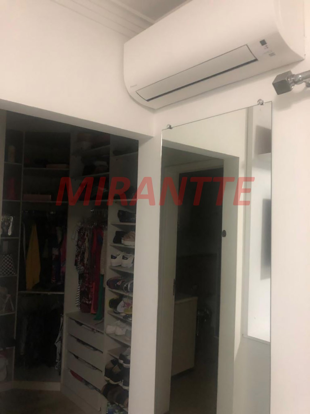 Apartamento de 160m² com 3 quartos em Santa Terezinha