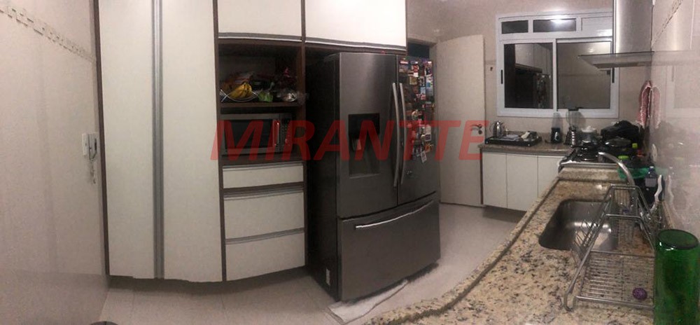 Apartamento de 160m² com 3 quartos em Santa Terezinha