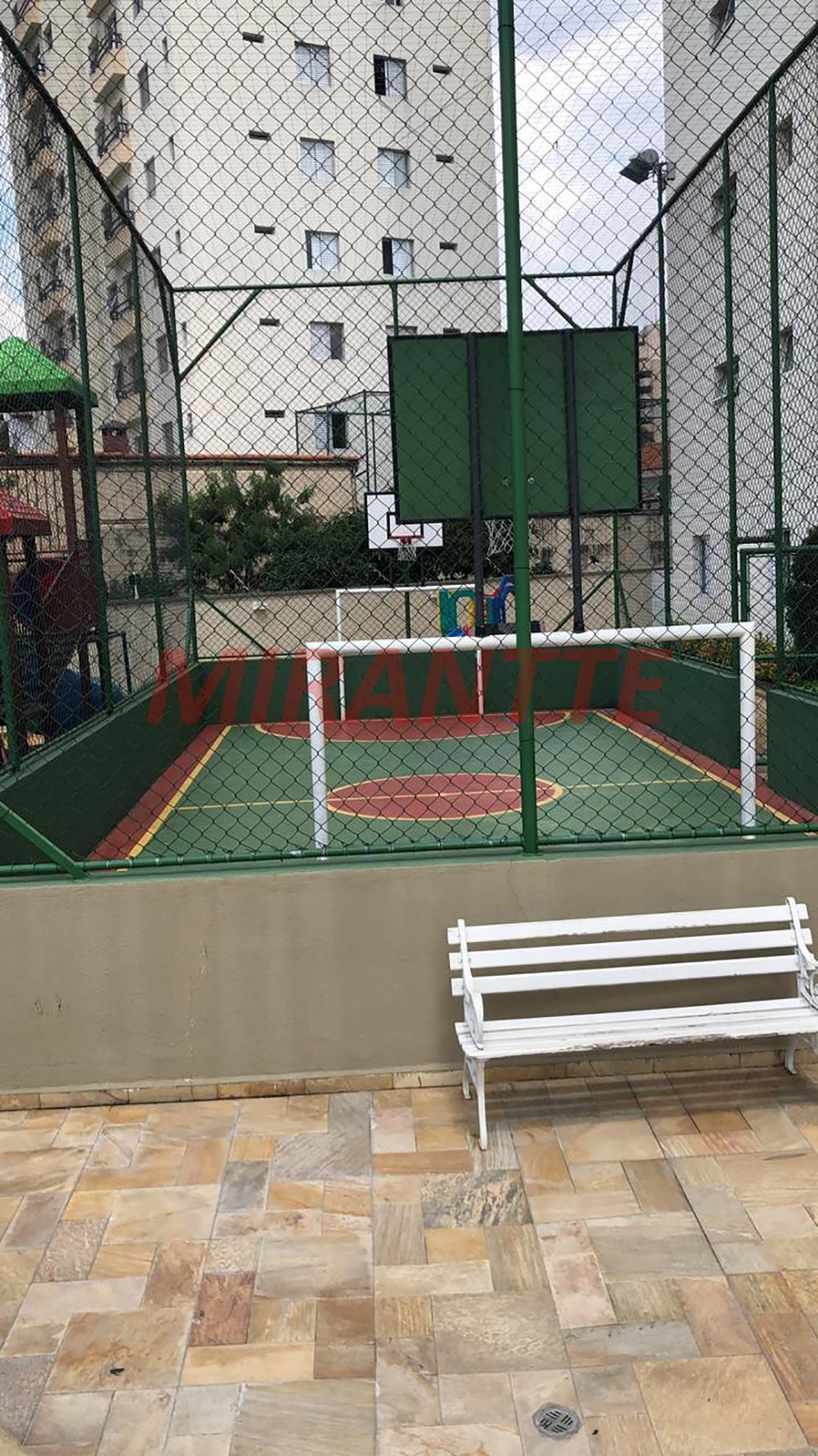 Apartamento de 160m² com 3 quartos em Santa Terezinha