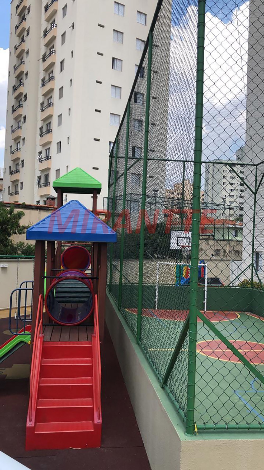 Apartamento de 160m² com 3 quartos em Santa Terezinha