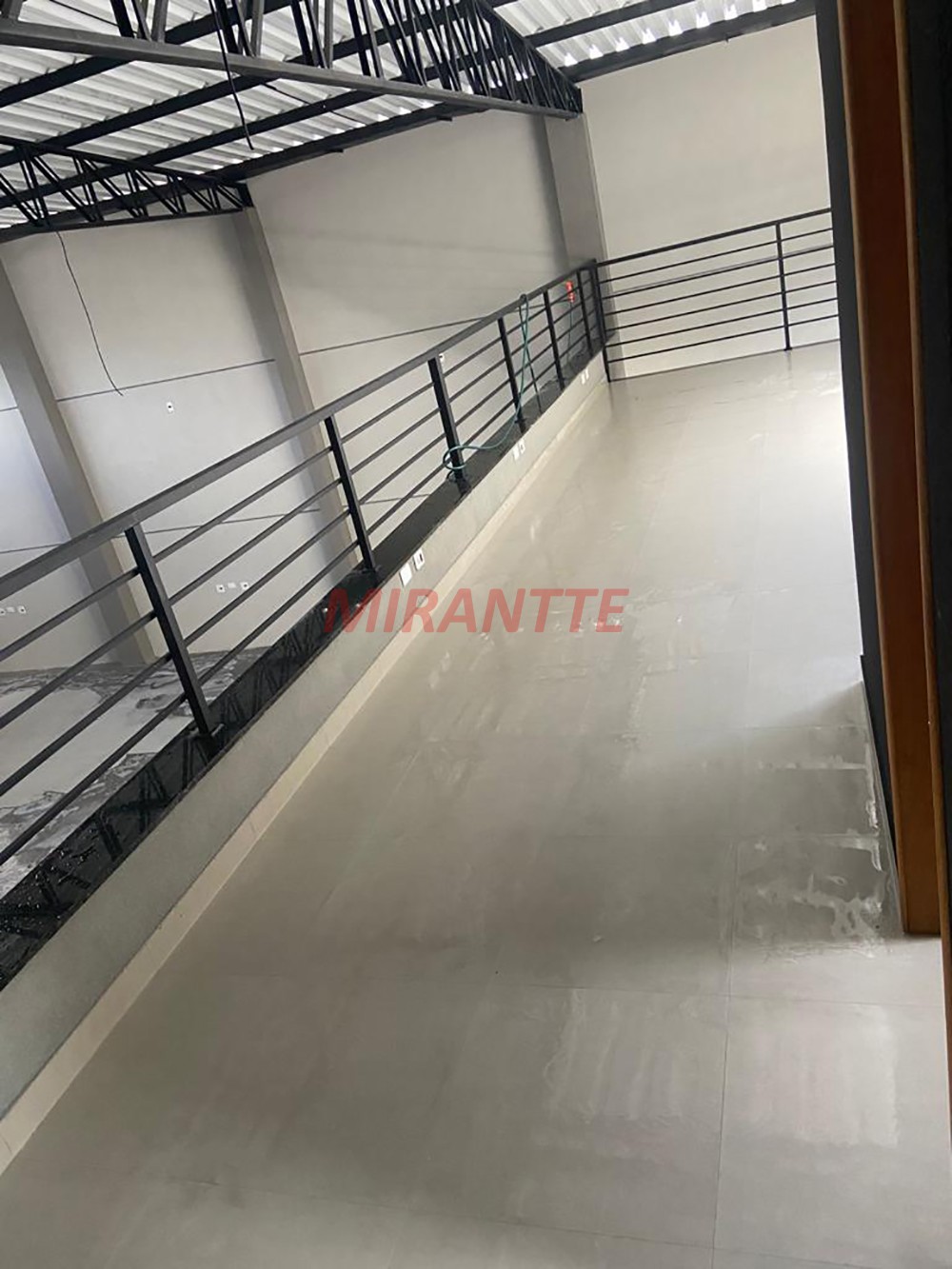 Galpao de 252m² em Vila Galvão