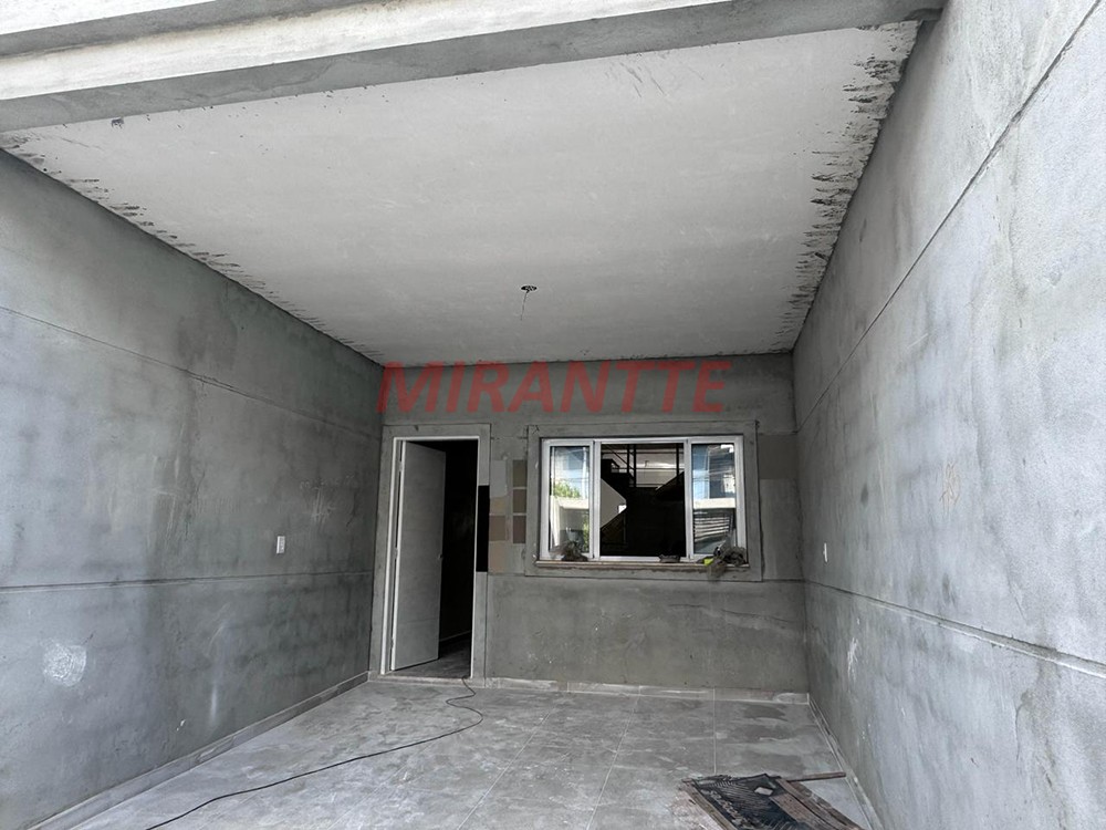 Sobrado de 145m² com 3 quartos em Santa Teresinha