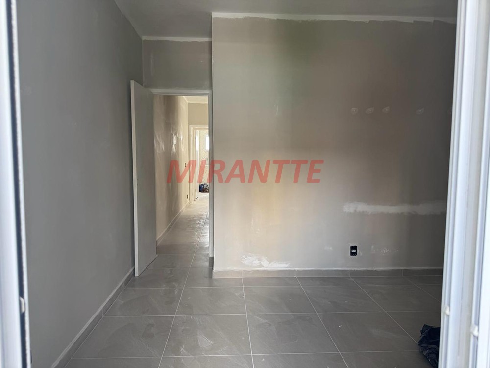 Sobrado de 145m² com 3 quartos em Santa Teresinha