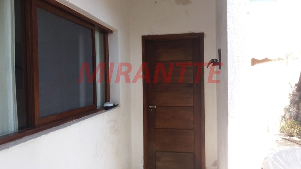Sobrado de 200m² com 3 quartos em Parque Continental