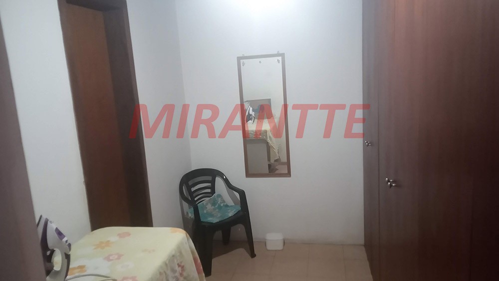 Sobrado de 200m² com 3 quartos em Parque Continental