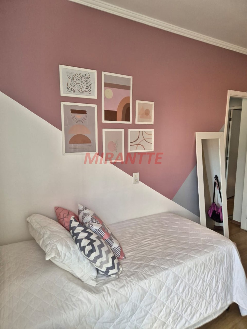 Cond. fechado de 162m² com 3 quartos em Vila Maria Alta