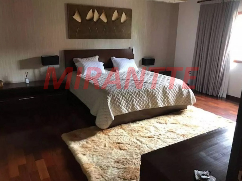 Casa terrea de 950m² com 4 quartos em Aldeia da Serra