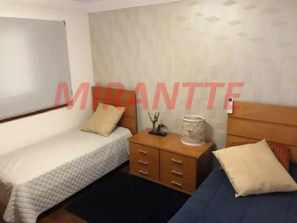 Casa terrea de 950m² com 4 quartos em Aldeia da Serra