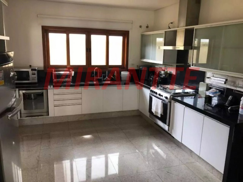 Casa terrea de 950m² com 4 quartos em Aldeia da Serra