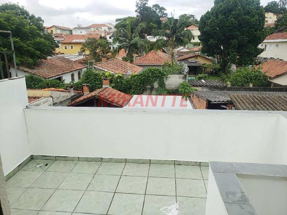 Sobrado de 213m² com 4 quartos em Vila Irmaos Arnoni