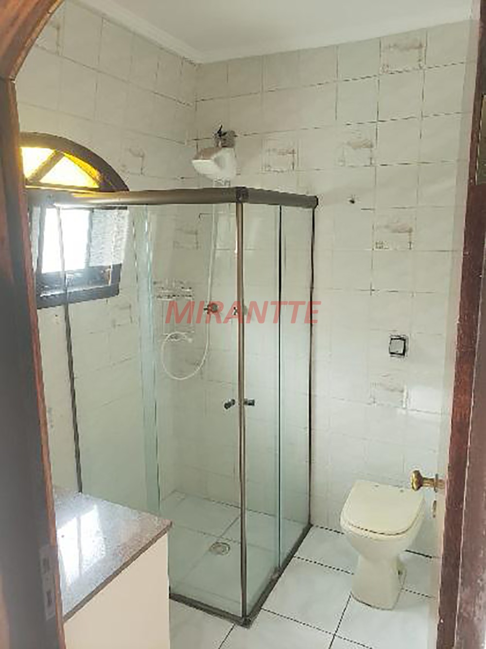 Sobrado de 213m² com 4 quartos em Vila Irmaos Arnoni