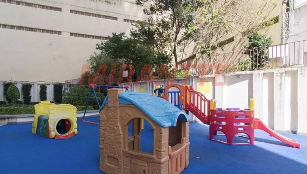 Apartamento de 60m² com 2 quartos em Santana