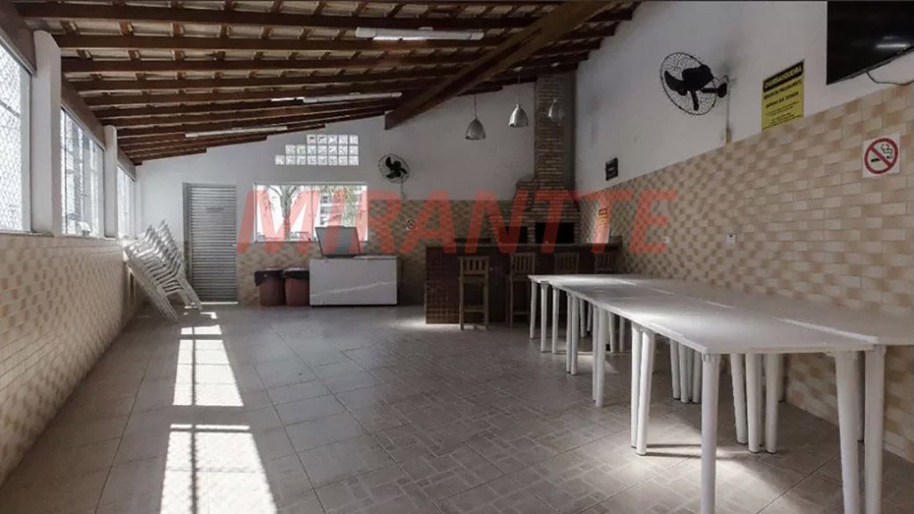 Apartamento de 60m² com 2 quartos em Santana