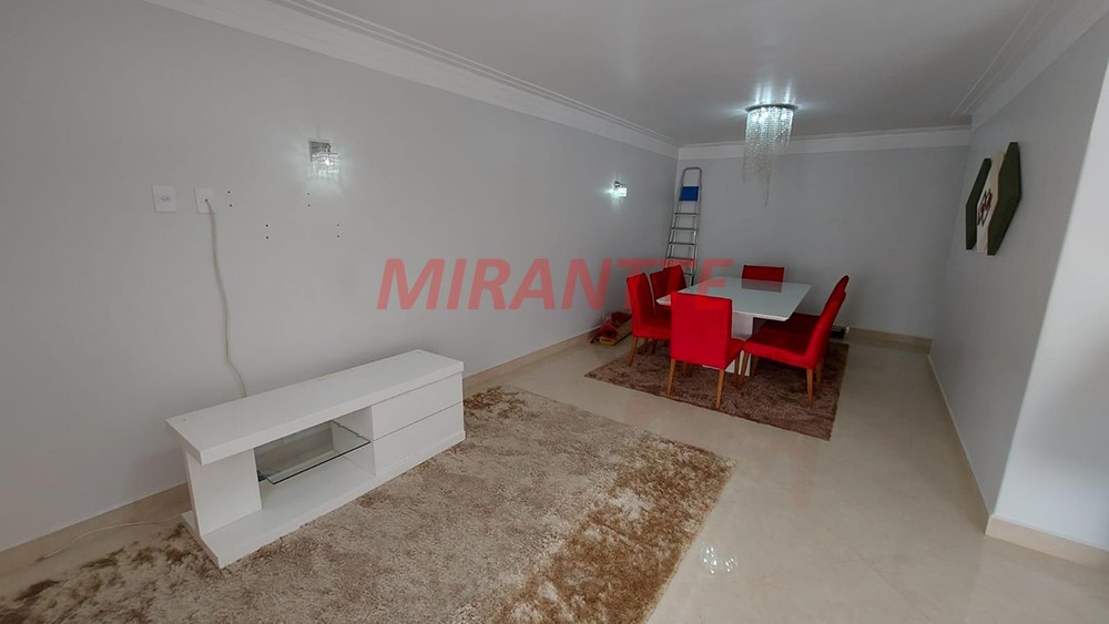 Sobrado de 249m² com 3 quartos em Tremembe