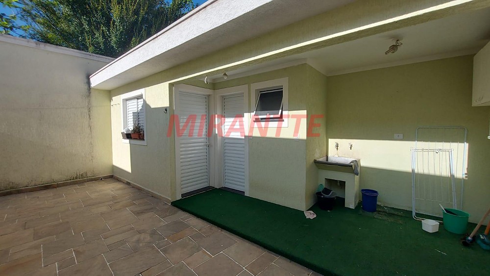 Sobrado de 249m² com 3 quartos em Tremembe