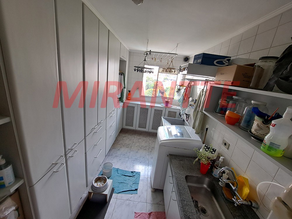 Apartamento de 140m² com 6 quartos em Santana