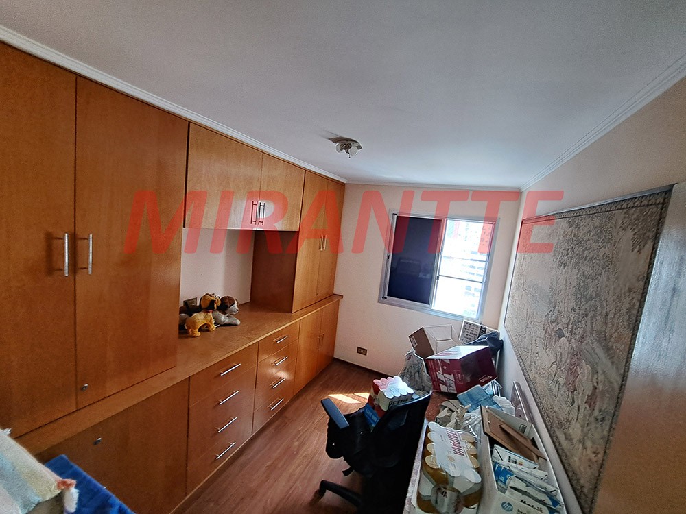 Apartamento de 140m² com 6 quartos em Santana