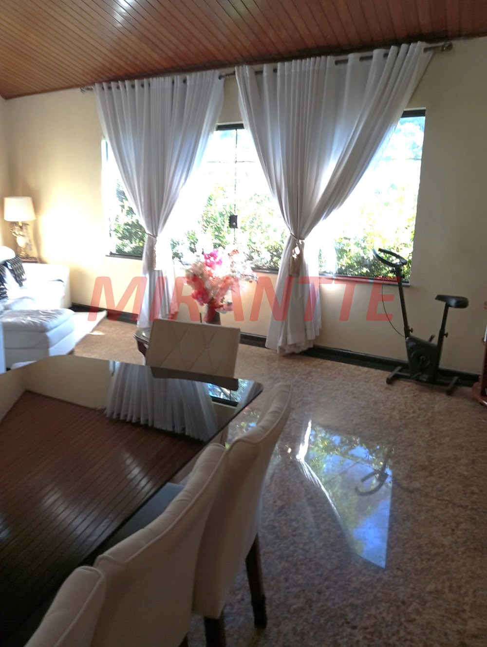 Casa terrea de 150m² com 2 quartos em Tremembe