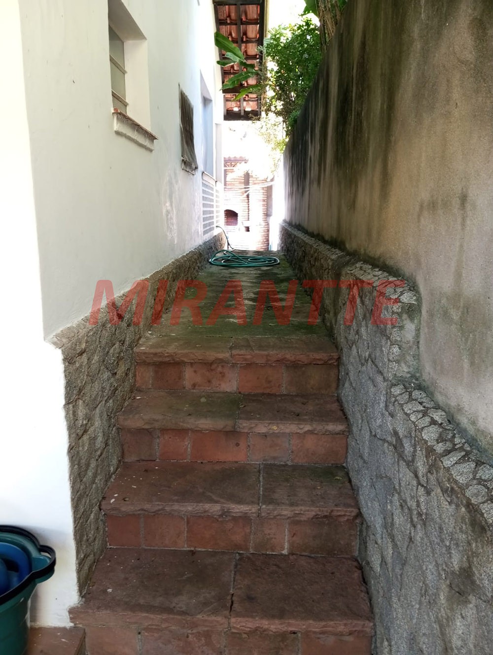 Casa terrea de 150m² com 2 quartos em Tremembe