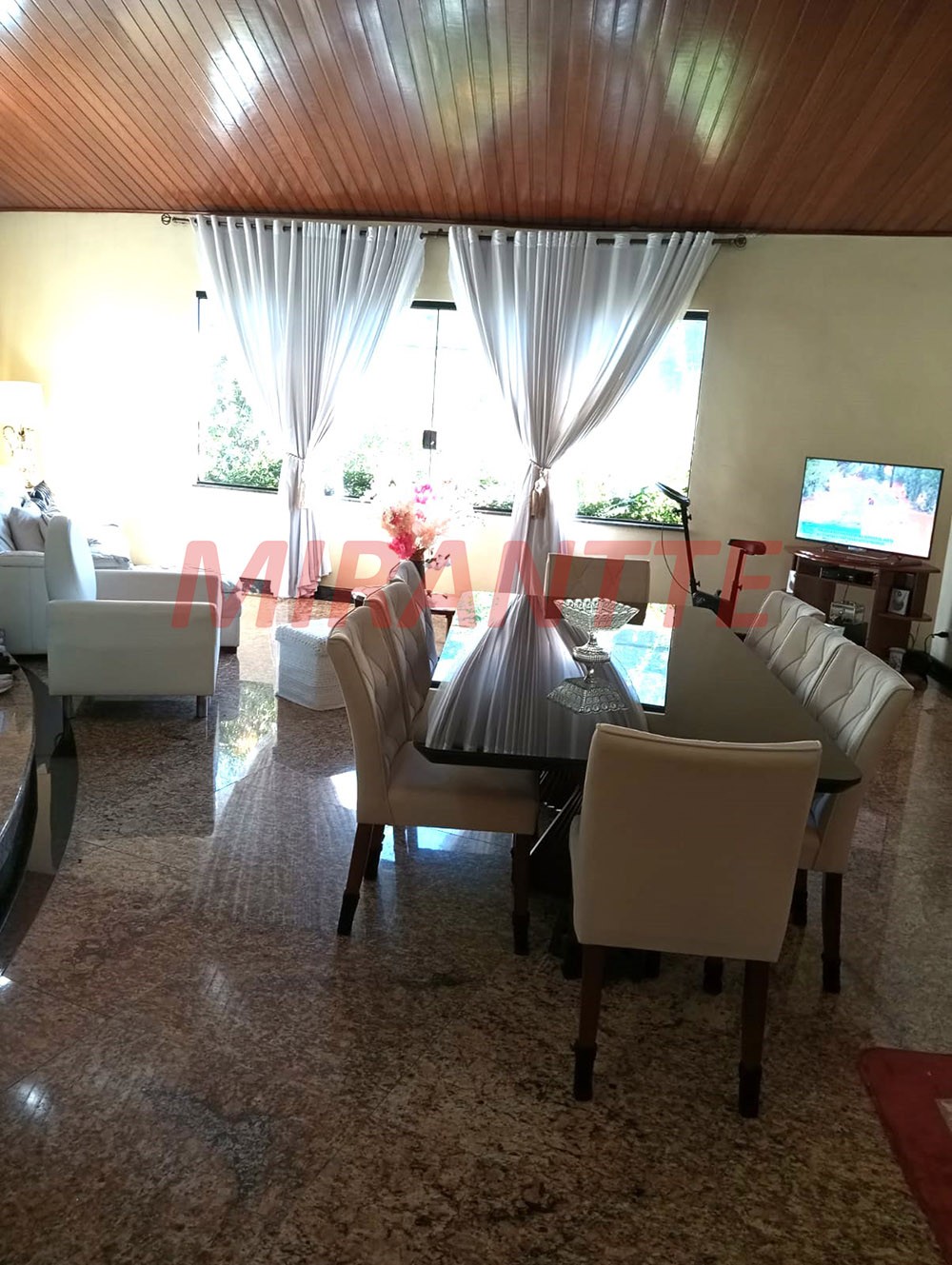 Casa terrea de 150m² com 2 quartos em Tremembe