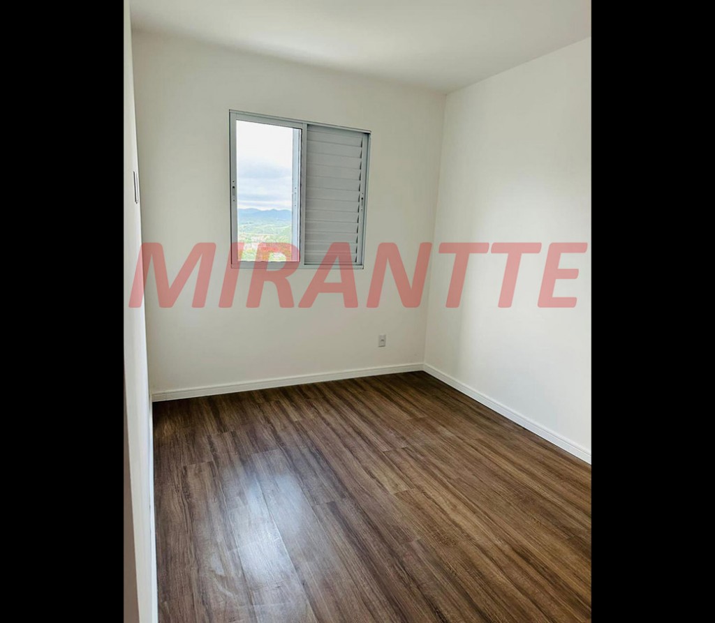 Apartamento de 57m² com 2 quartos em Vila Nova Bonsucesso
