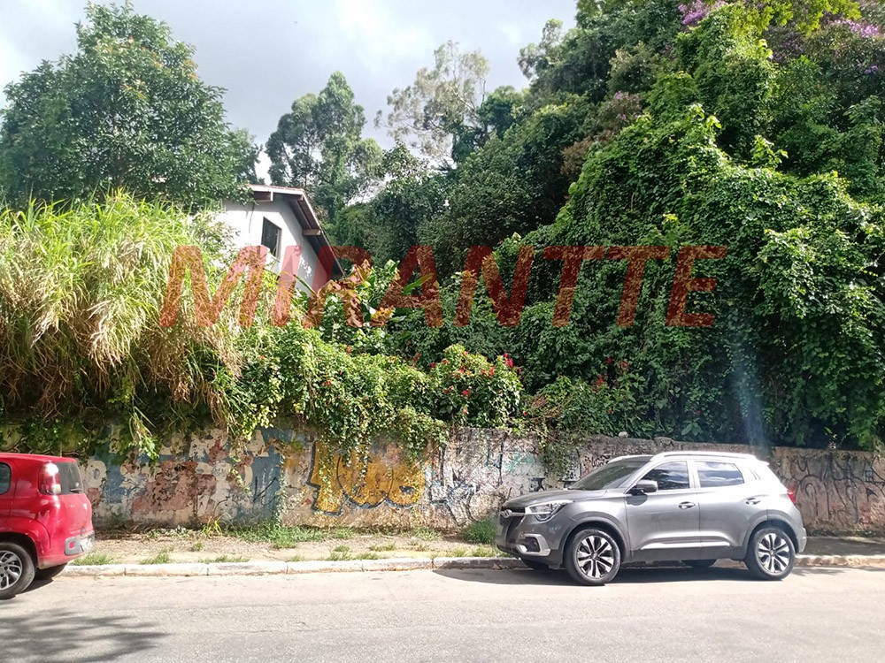 Terreno de 580m² em Horto Florestal