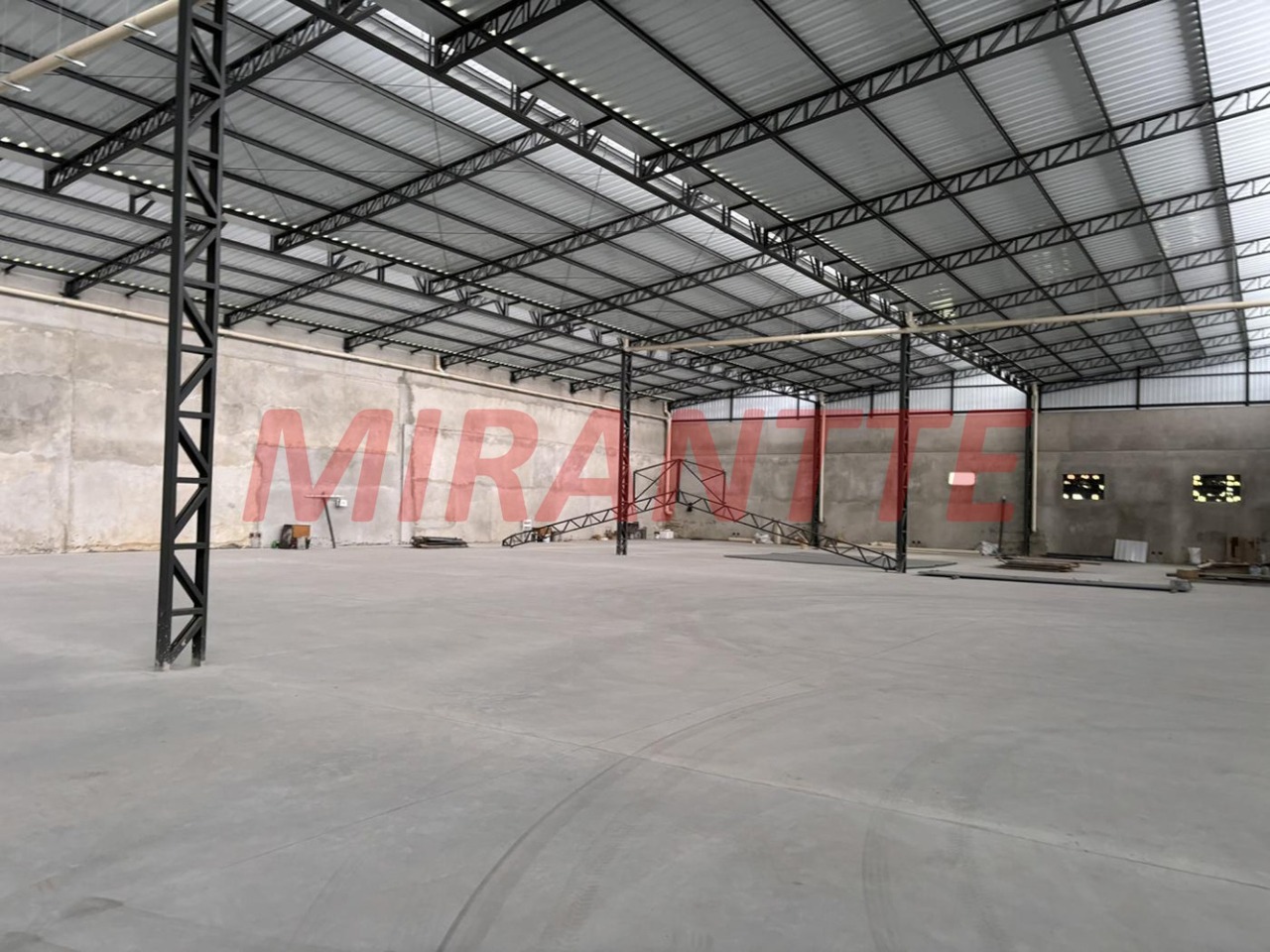 Galpao de 1200m² em Cambuci