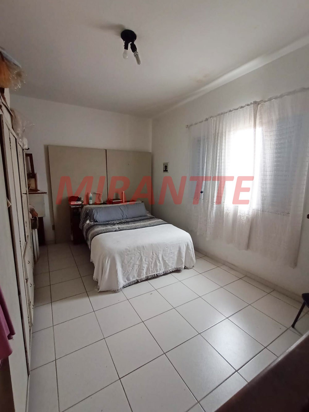 Sobrado de 140m² com 3 quartos em Santana