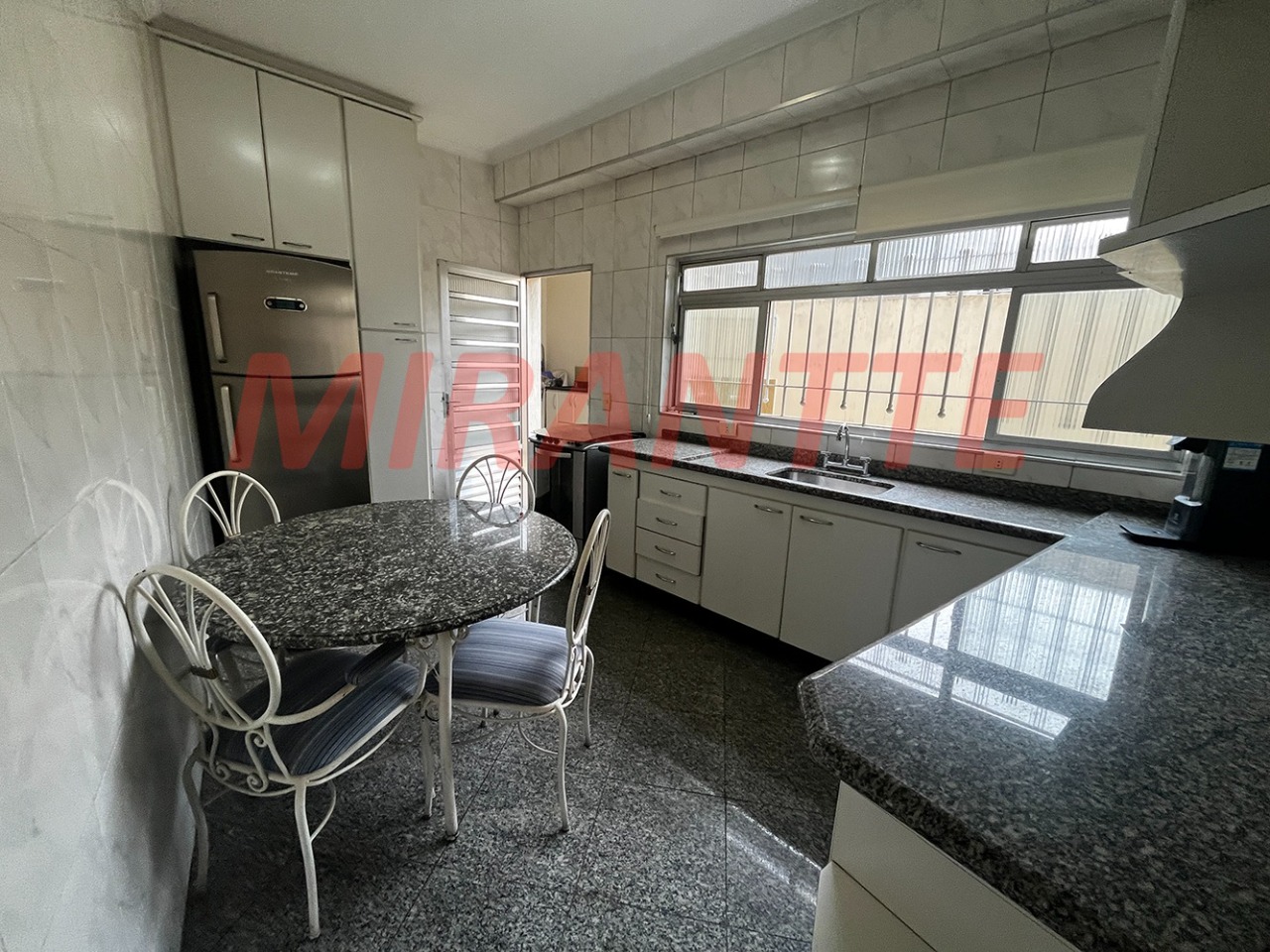 Sobrado de 206m² com 2 quartos em Jardim São Paulo